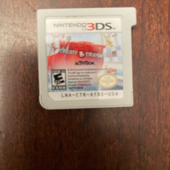 3DS XL: Red, never used, comes with many things, open to offers, good quality.